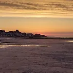 Hotel De Normandie Saint-Aubin-Sur-Mer (Calvados)
