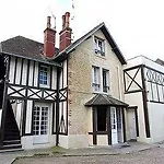 Hotel De Normandie 3*