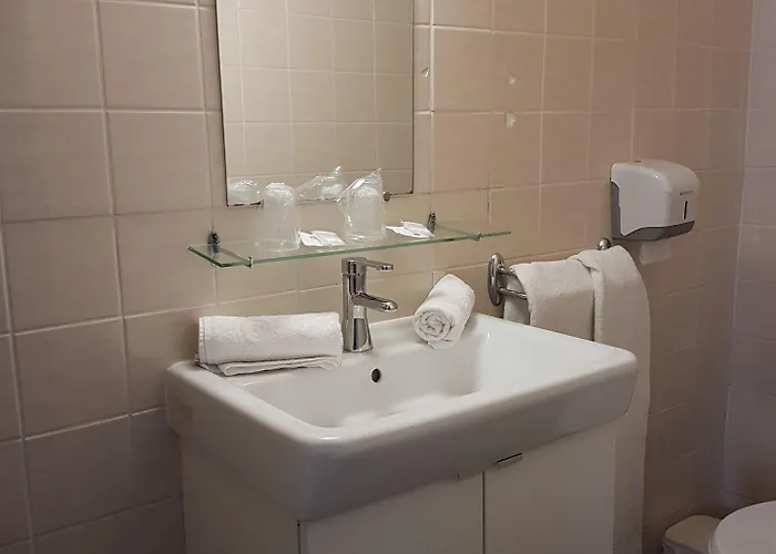 De Normandie Hotel Saint-Aubin-Sur-Mer (Calvados)